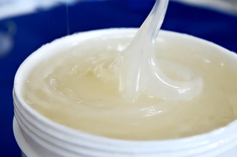 選擇開式齒輪傳動(dòng)潤滑脂需考慮哪些因素？